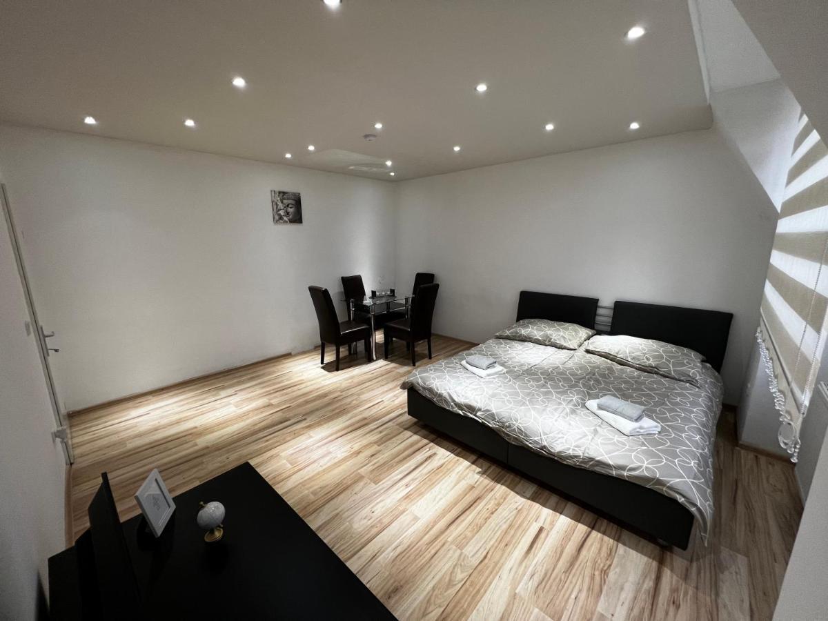 Mateo Apartments I Contactless Check-In Виена Екстериор снимка